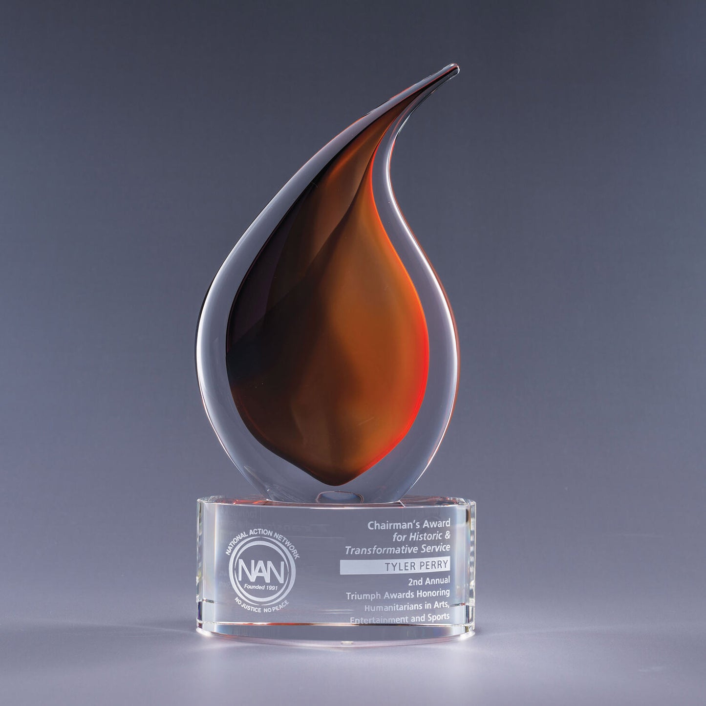 Premio Flare moderno de vidrio artístico grabado ~ Gavin