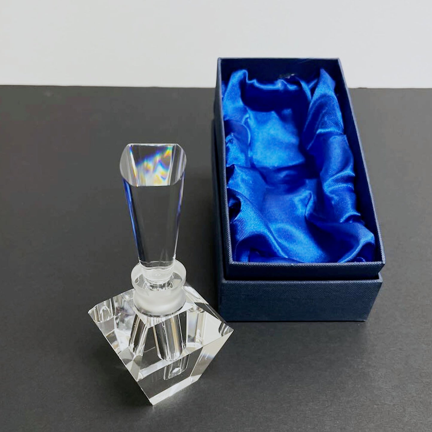 Bouteilles de parfum gravées personnalisées