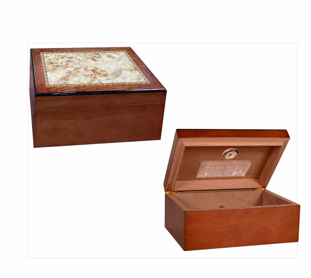 Personalized Humidor with Mahogany Finish Paula - Personalized Engraved Gifts