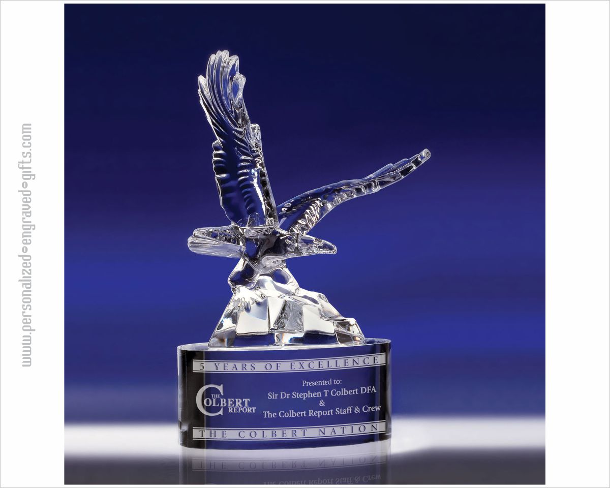 Engraved Crystal Award Soaring Eagle - Personalized Engraved Gifts