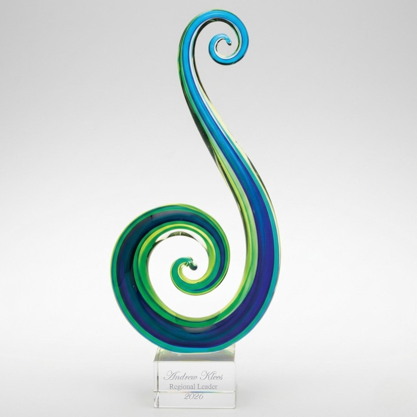 Le prix Double Helix Art Glass Award, une beauté tordue
