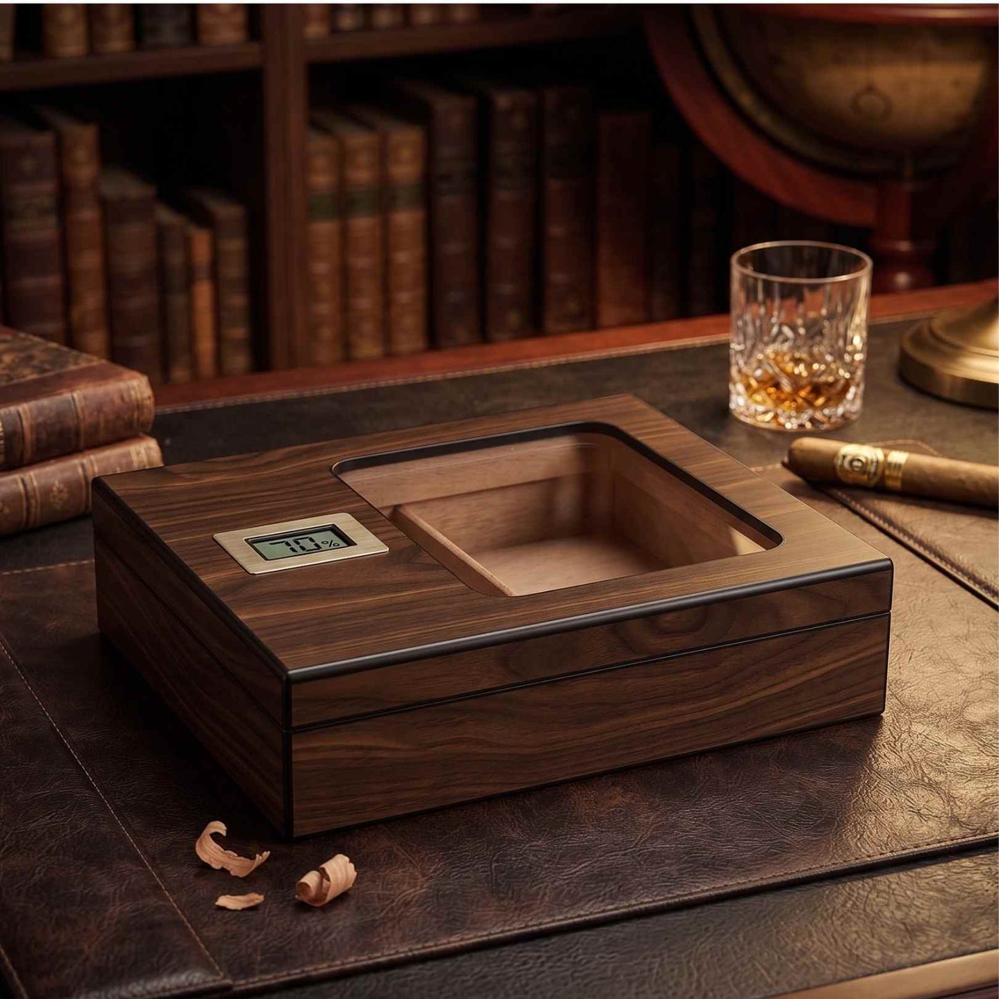 Humidor con acabado lacado grabado y tapa de vidrio ~ Claro
