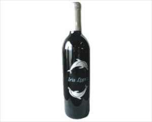 Engraved Wine Bottles - Dolphin - Personalized Engraved Gifts