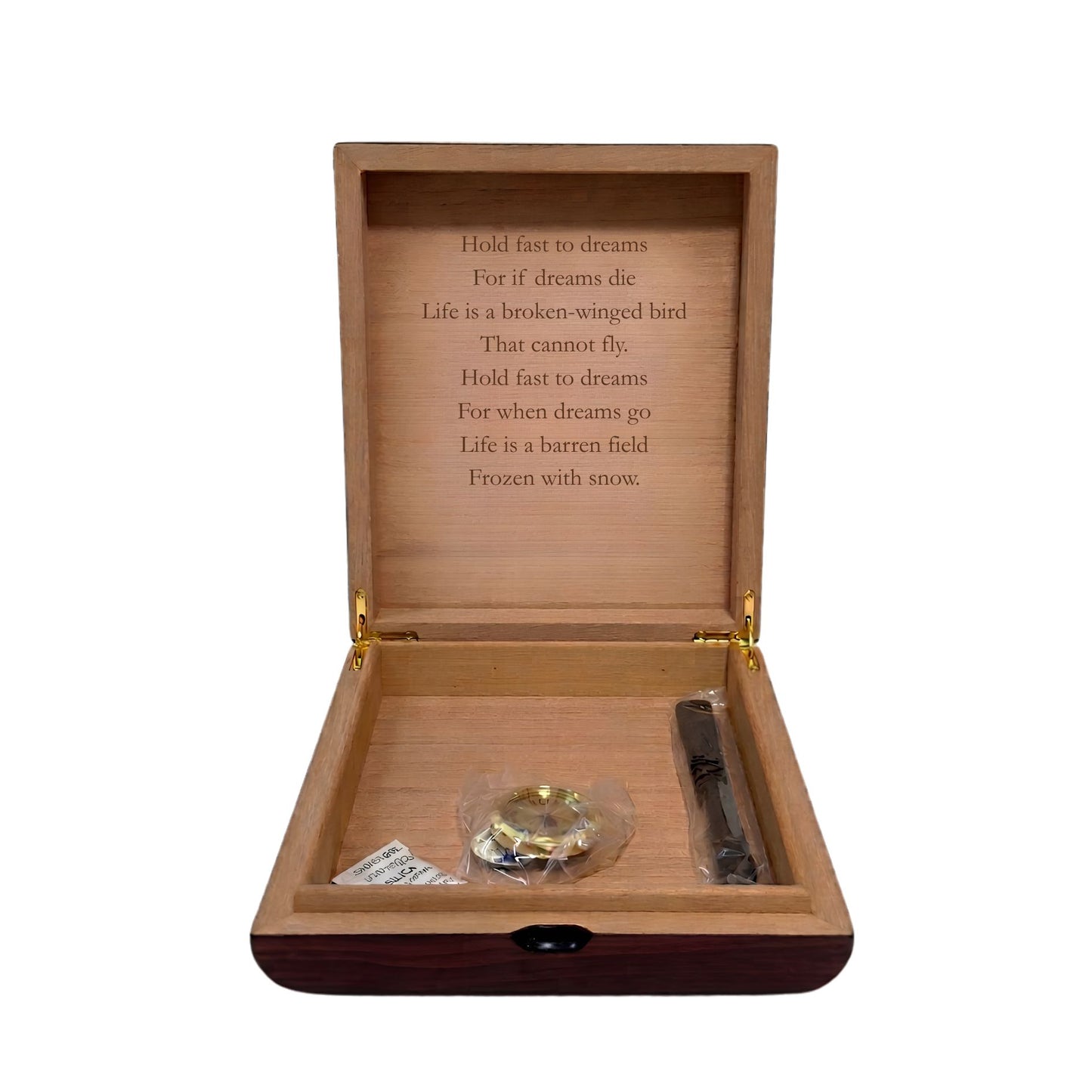 Humidor engraved on the inside of the humidor