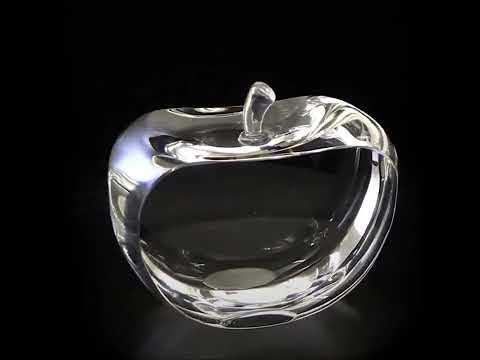 Engraved-optice-crysta;_apple