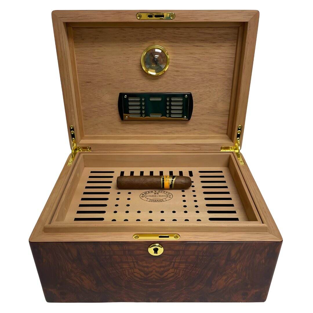 Romeo & Juliet Humidor Personalized - Personalized Engraved Gifts